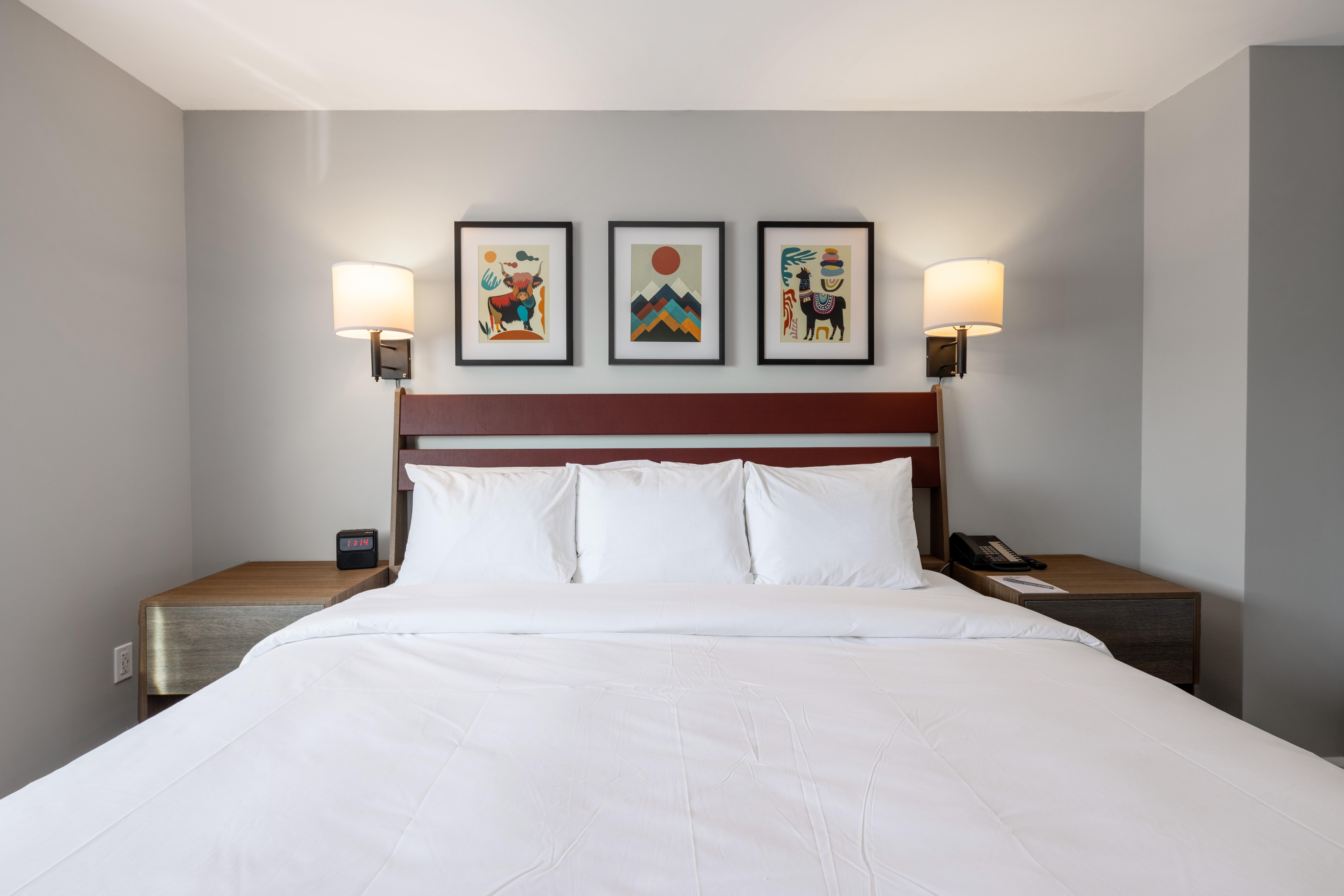 Habitación Estándar con vistas a la ciudad - Cama extragrande - No fumadores